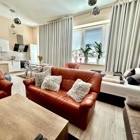 Princess Main Square Apartment Poprad Ngoại thất bức ảnh
