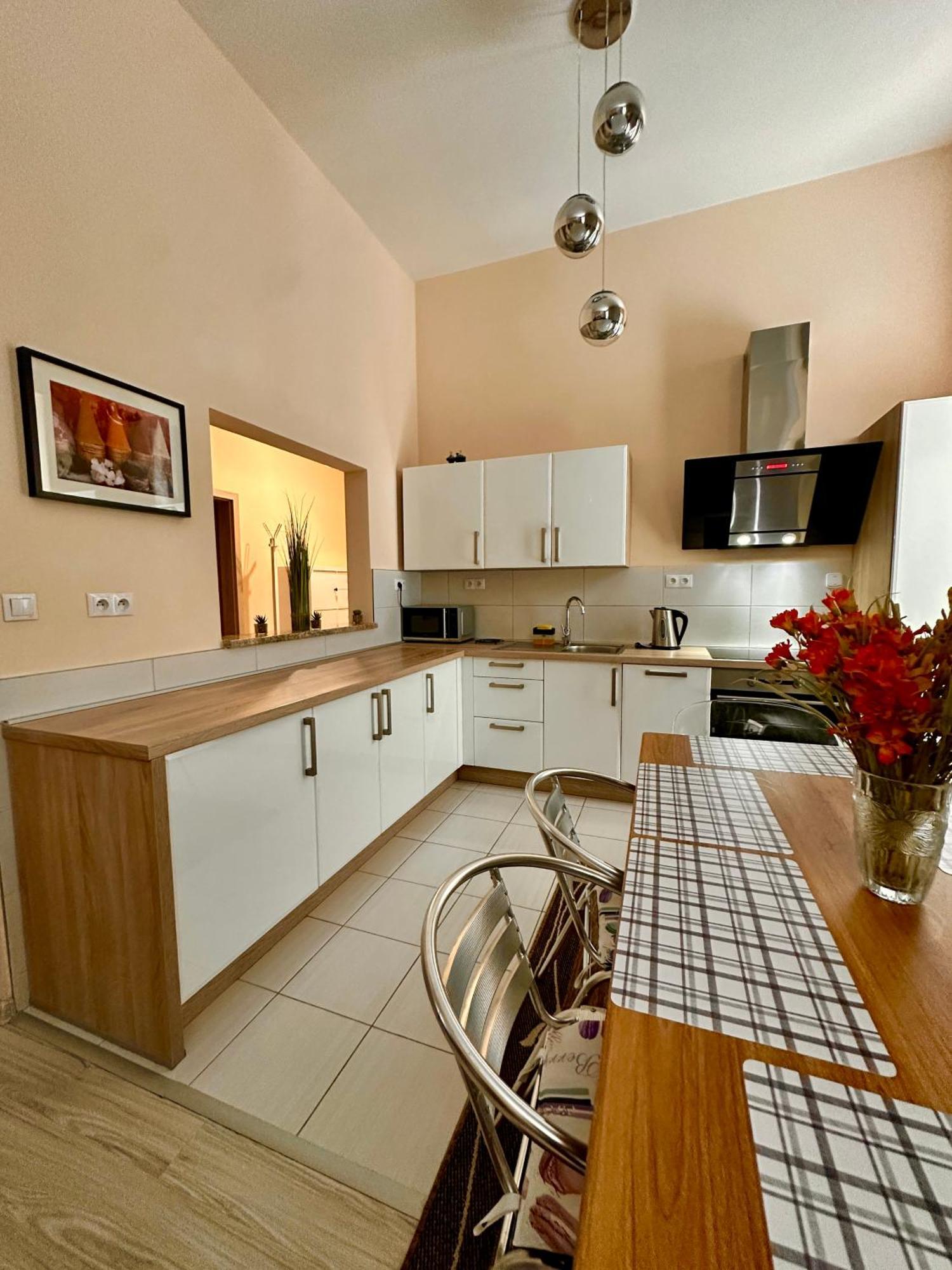Princess Main Square Apartment Poprad Ngoại thất bức ảnh