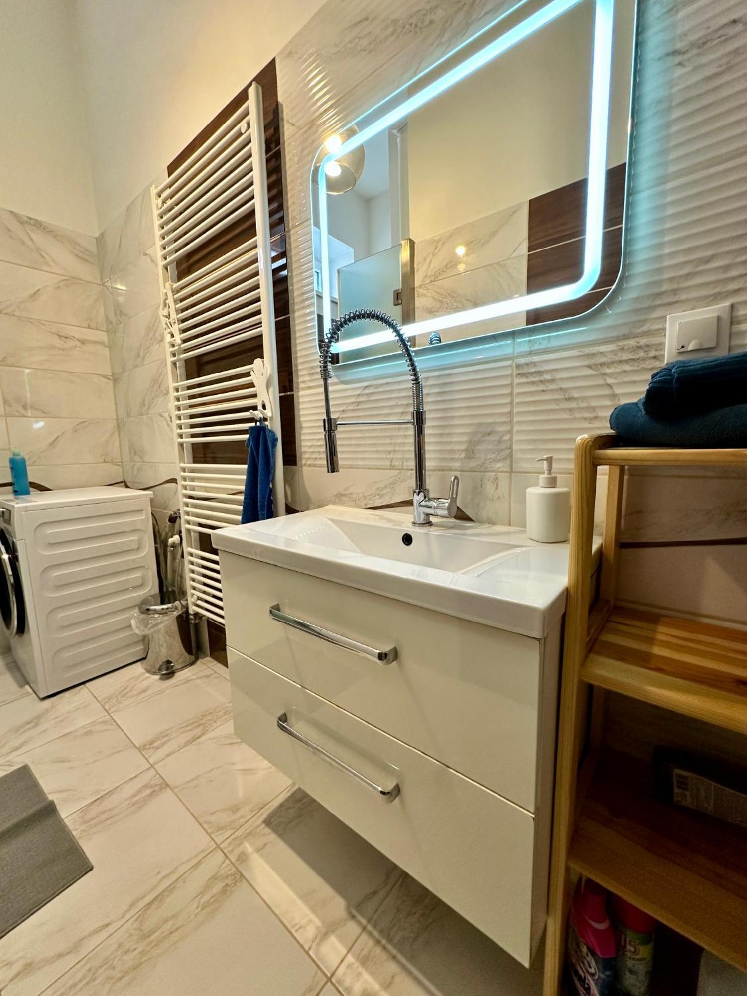 Princess Main Square Apartment Poprad Ngoại thất bức ảnh
