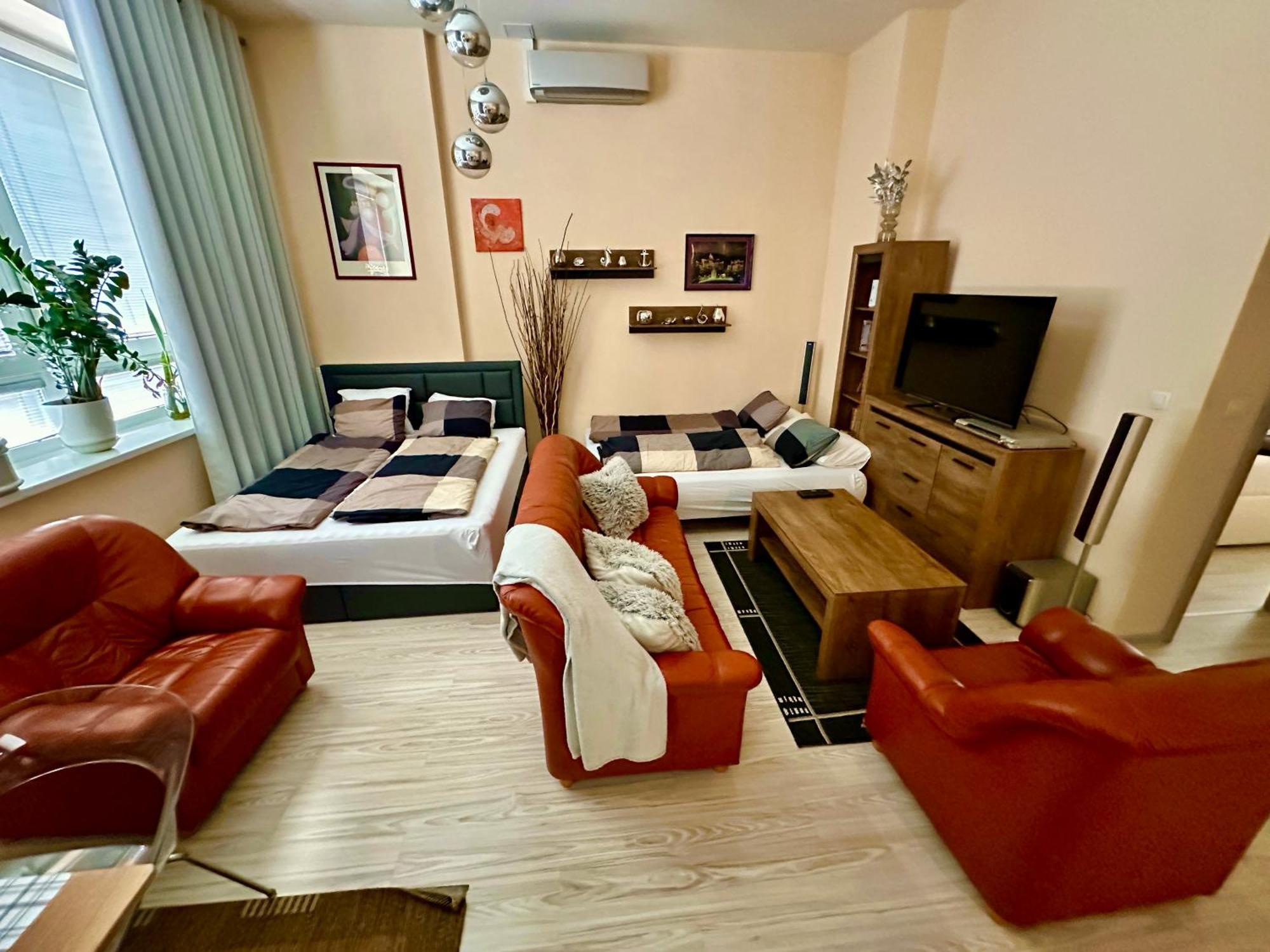 Princess Main Square Apartment Poprad Ngoại thất bức ảnh
