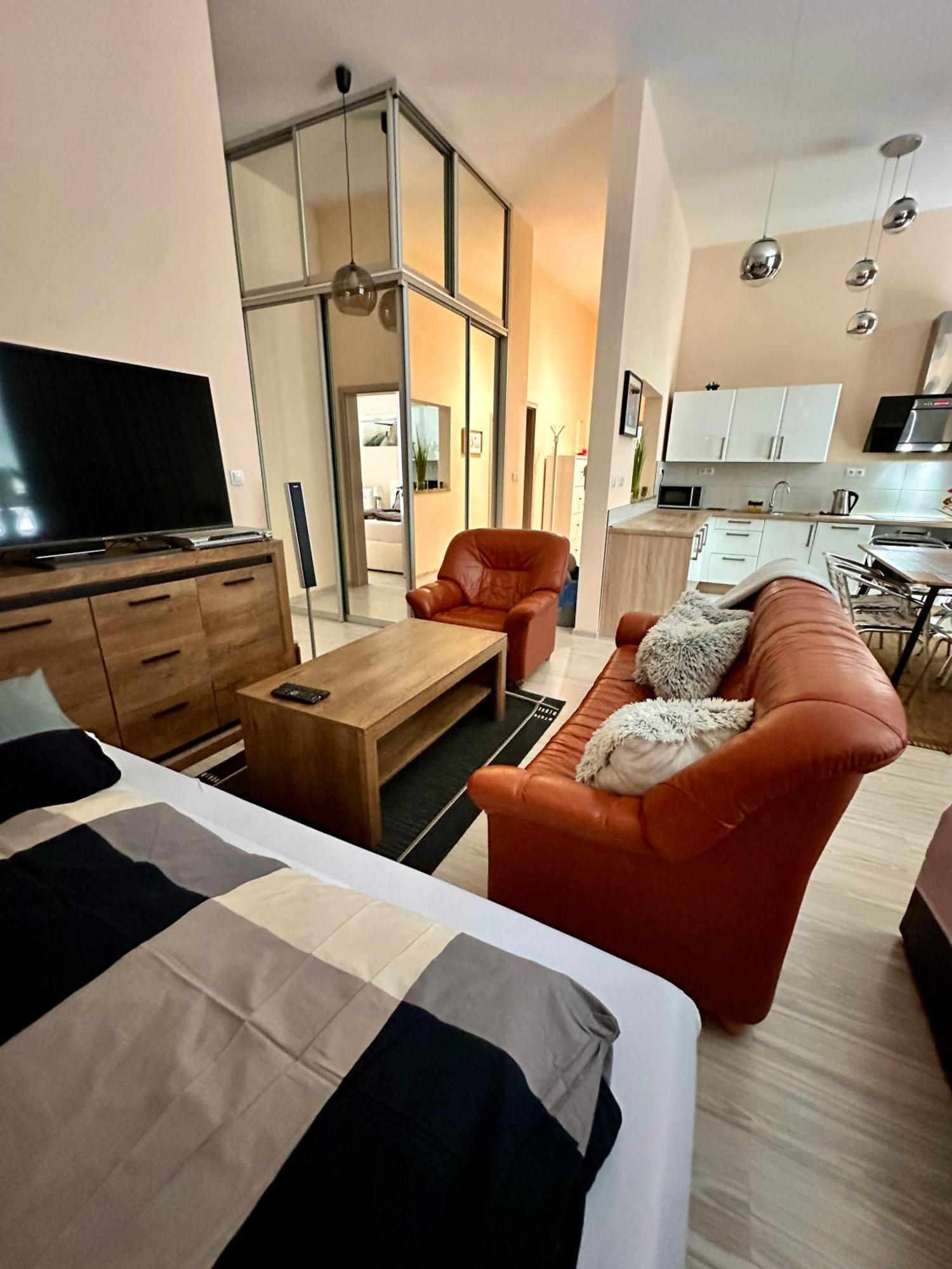Princess Main Square Apartment Poprad Ngoại thất bức ảnh